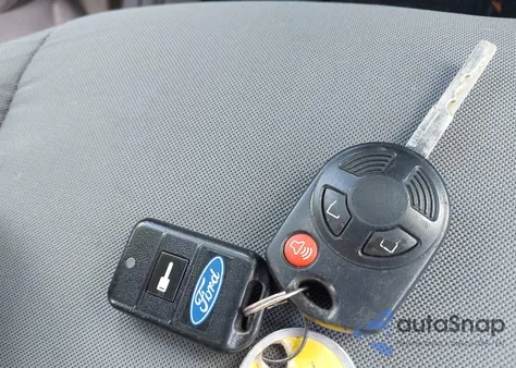 2013 Ford Escape Se z USA, uszkodzony, nr VIN 1FMCU9GX5DUB05085